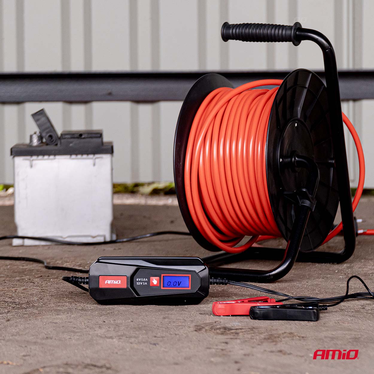 Digitaalne akulaadija pliihappega akudele LFP MAX 5A 6/12V Amio 04522 - Image 2